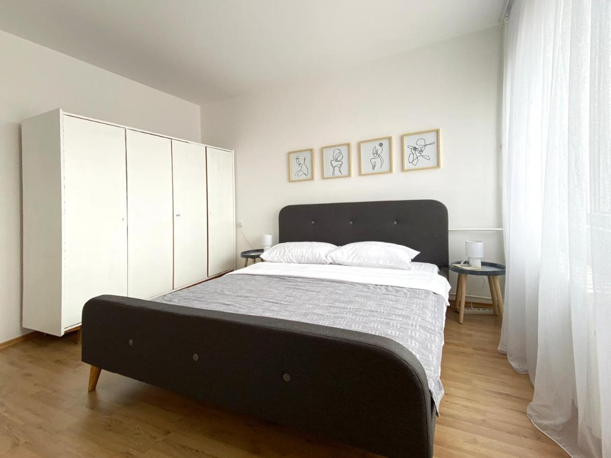 Apartman Milica Apartamento Ni Exterior foto