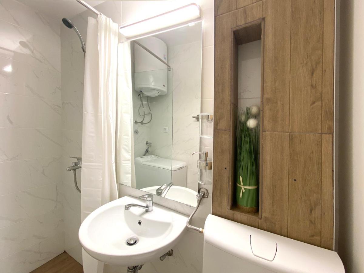 Apartman Milica Apartamento Ni Exterior foto