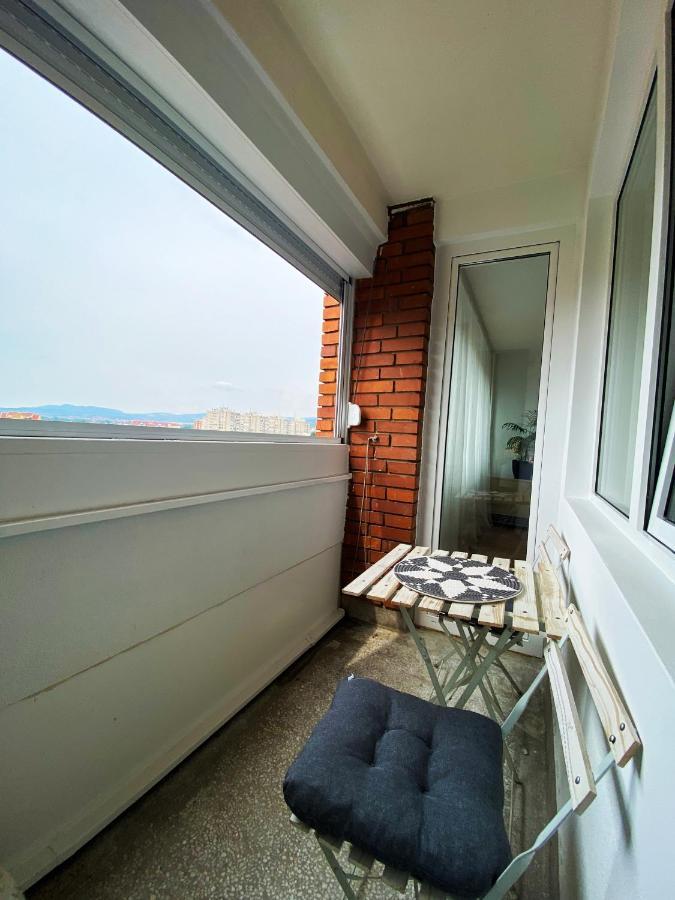 Apartman Milica Apartamento Ni Exterior foto